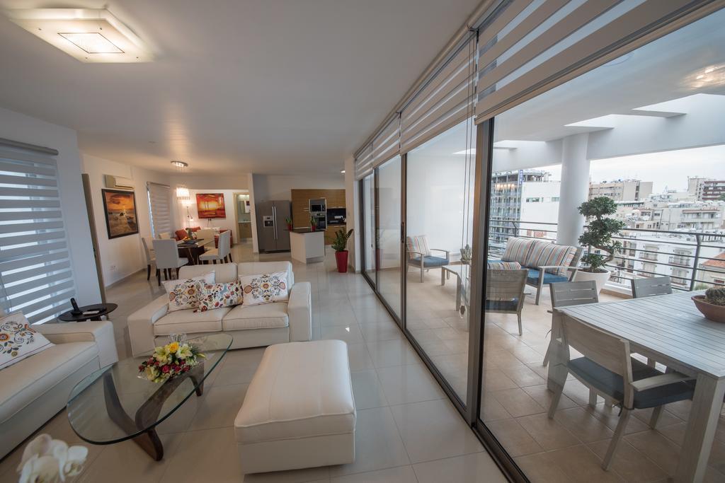 דירות לרנקה Skylight Megaron מראה חיצוני תמונה